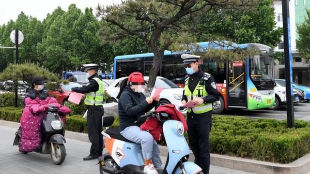 车上路有“5不能”新要求别被罚了才知道m6米乐注册2025年2月起执行电动(图2)